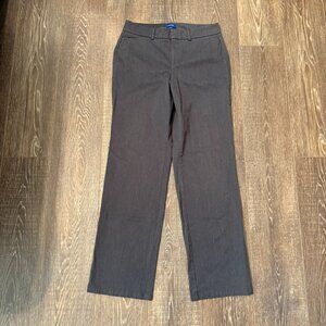 Dockers Ideal Fit Pants - Size 8